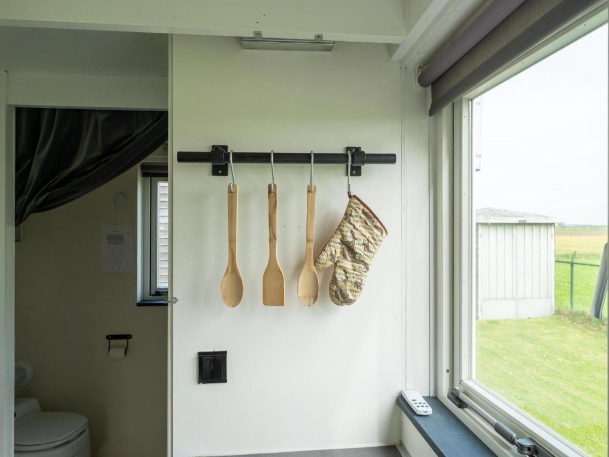 Holiday Home In Burgerbrug Near The Beach Екстериор снимка